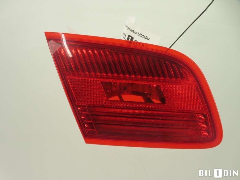 Baklykt venstre indre til BMW 3-Serie 2005-2011 (E90/E91/E92/E93) (E90/E91/E92/E93) (BMW|63217162299|)