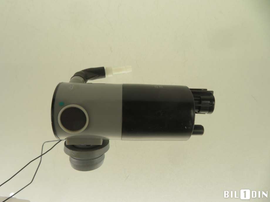 Spylerpumpe foran til Toyota bZ4X 2022-->> (TOYOTA|8533048040|)