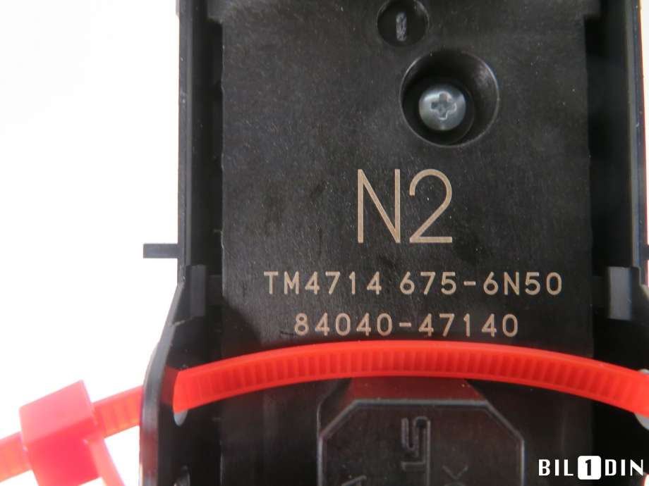 Bryter ruteheis til Toyota bZ4X 2022-->> (TOYOTA|8404047140|)