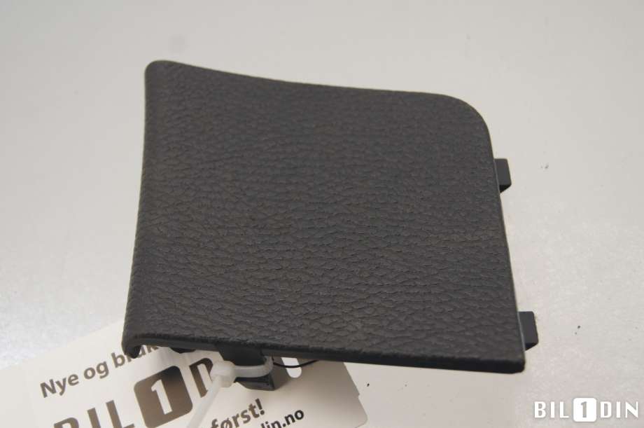 Diverse deler til VW Passat 2011-2015 (B7) (B7) (VOLKSWAGEN|3C9867748|)