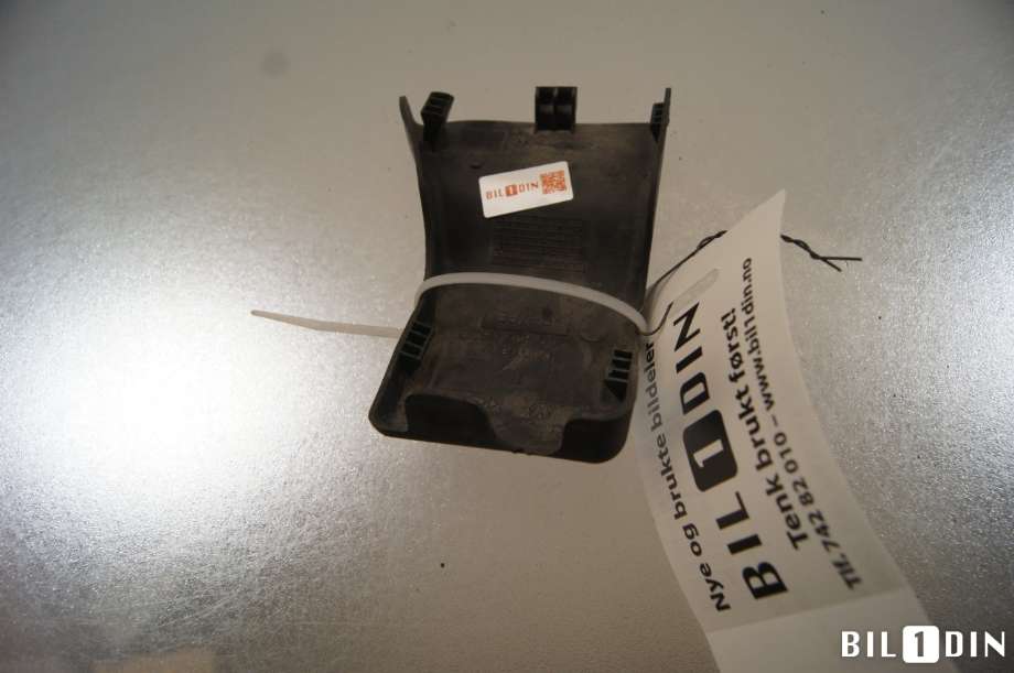 Diverse deler til VW Passat 2011-2015 (B7) (B7) (VOLKSWAGEN|3C9827352B|)