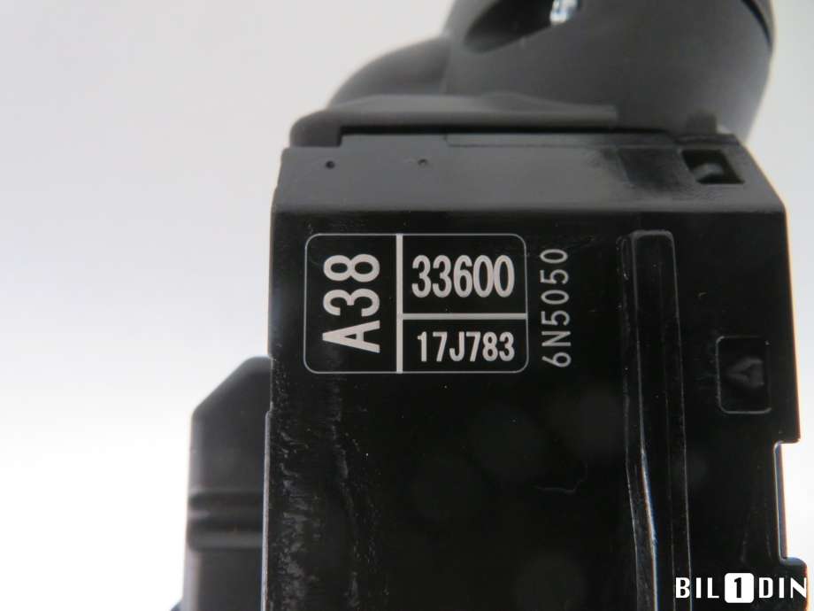 Bryter visker til Toyota bZ4X 2022-->>  (TOYOTA|8465233600|)