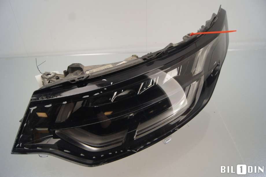 Frontlykt venstre halogen til Land Rover Discovery 2017-->> (Type V) (LAND-ROVER|LR144920|LR085644|)
