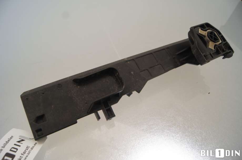 Diverse deler til BMW i3 2013-2022  (BMW|17117616025|)