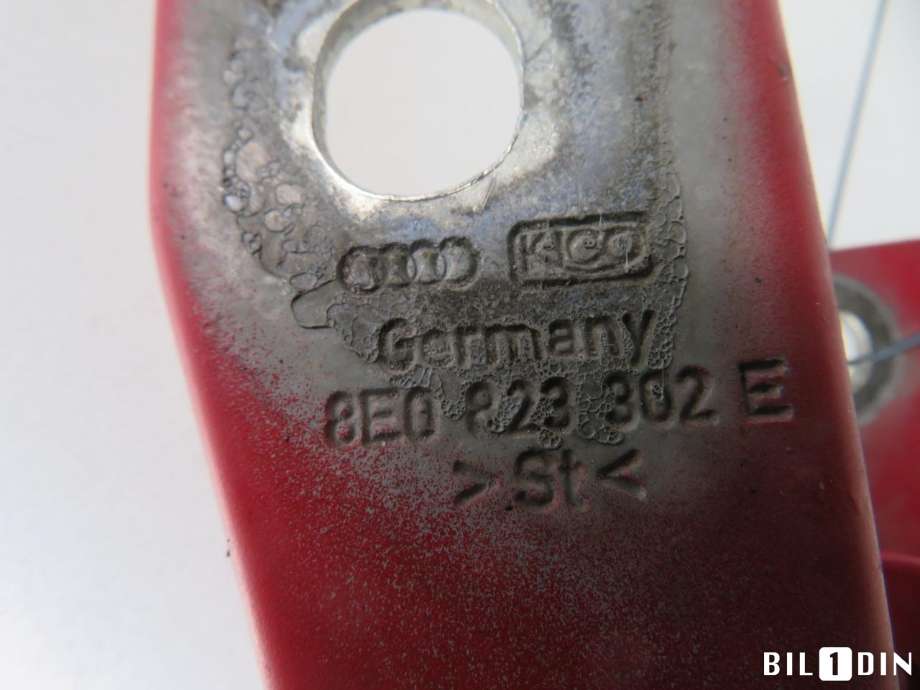 Panserhengsler til Audi A4 2004-2008 (Type III) (B7) (B7) (AUDI|8E0823302F|)