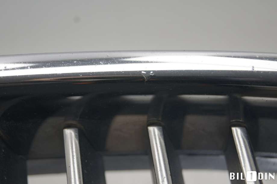 Grill venstre til BMW 5-Serie 2010-2017 (F10/F11) (F10/F11) (BMW|51137200727|)