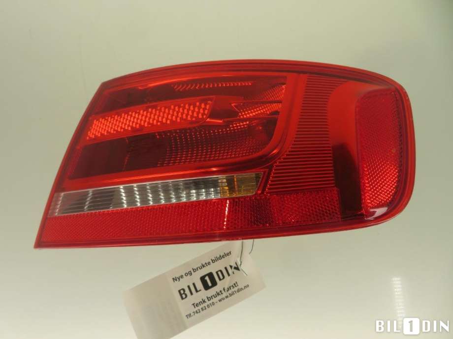 Baklykt høyre til Audi A4 2007-2014 (Type IV) (B8) (B8) (AUDI|8K5945096D|)