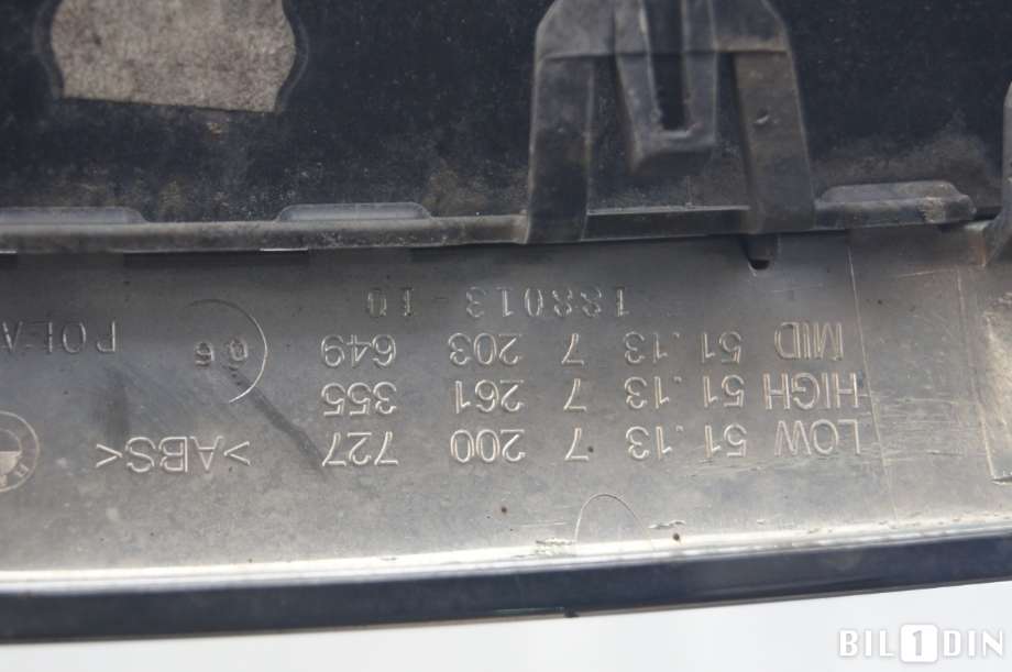Grill høyre til BMW 5-Serie 2010-2017 (F10/F11) (F10/F11) (BMW|51137200728|)