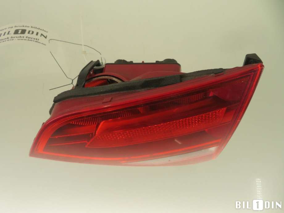 Baklykt høyre indre til Audi A4 2007-2014 (Type IV) (B8) (B8) (AUDI|8K5945094D|)