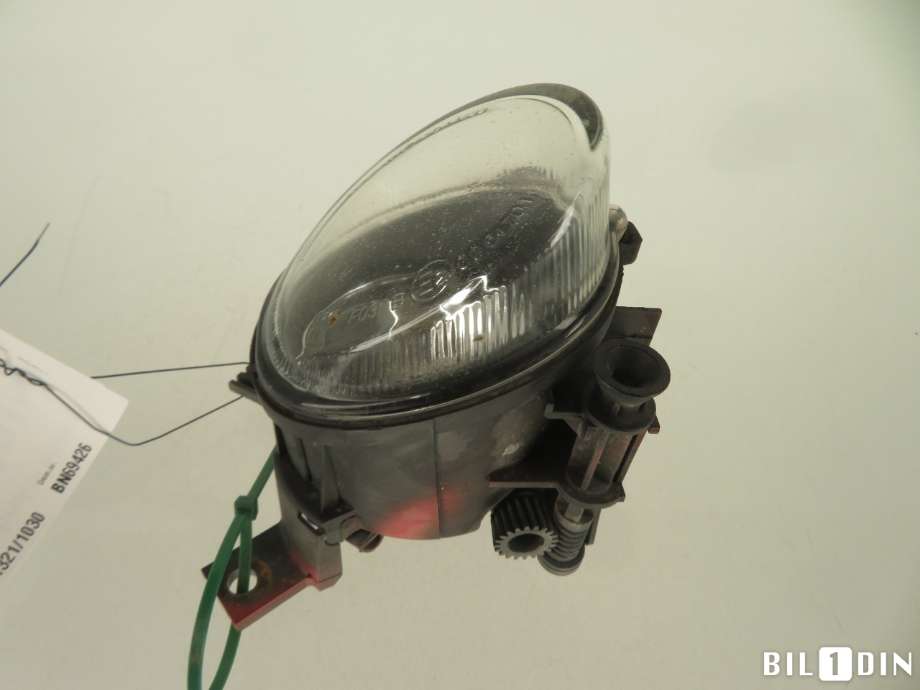 Tåkelykt høyre foran til Audi A4 2004-2008 (Type III) (B7) (B7) (AUDI|8E0941700E|)