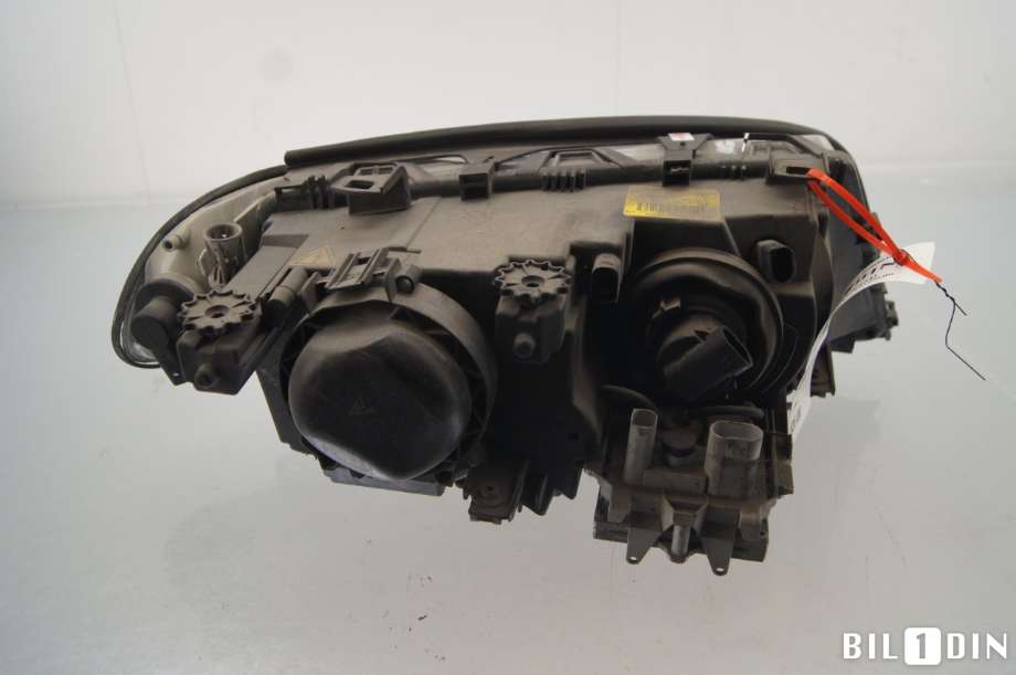 Frontlykt venstre xenon til BMW 3-Serie 1998-2005 (E46) (E46) (BMW|63126911445|)