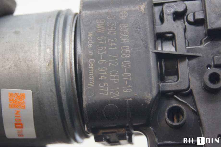 Viskermotor frontrute til BMW 3-Serie 1998-2005 (E46) (E46) (BMW|61617071693|)