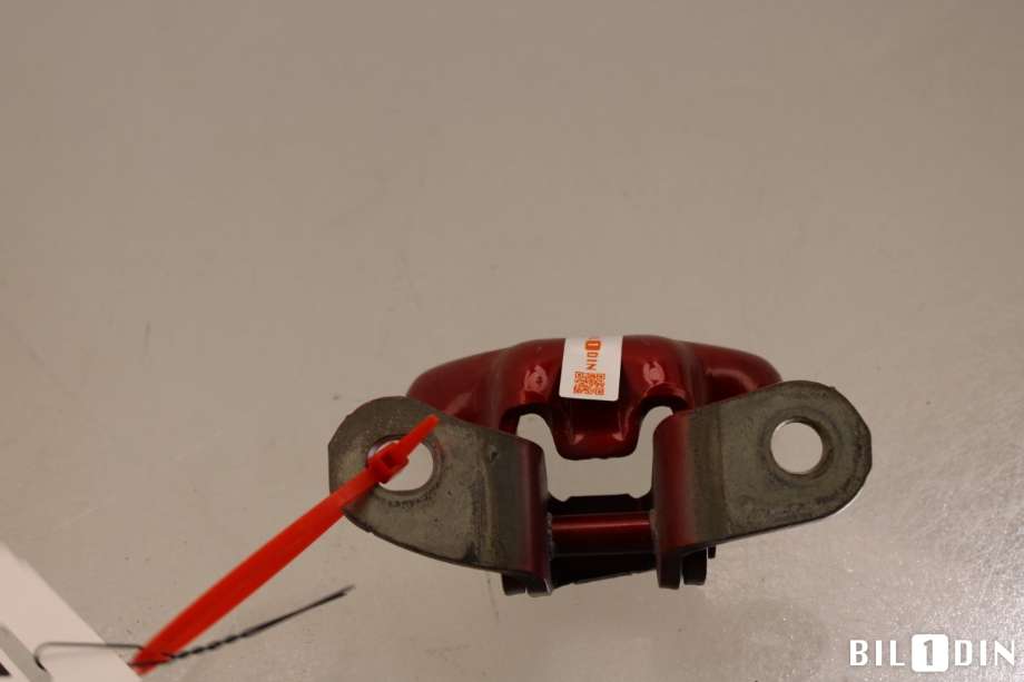 Hengsler til Toyota Yaris 2020-->> (Type IV) (TOYOTA|6874002050|)