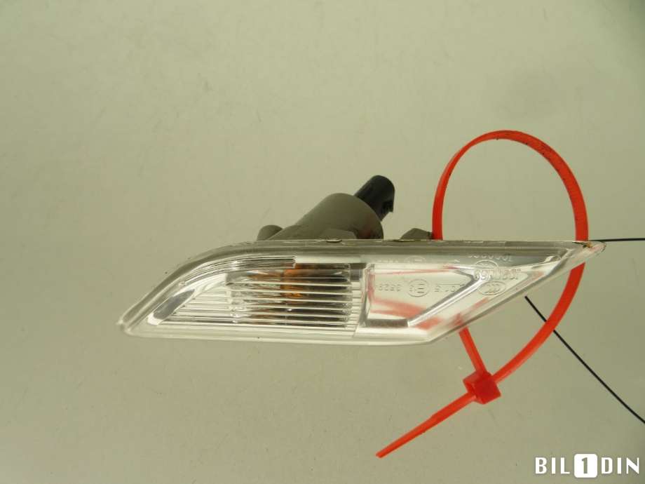 Blinklykt side venstre til VW Transporter / Caravelle 2019-->> (T6.1) (T6.1) (VOLKSWAGEN|7LA949101|)