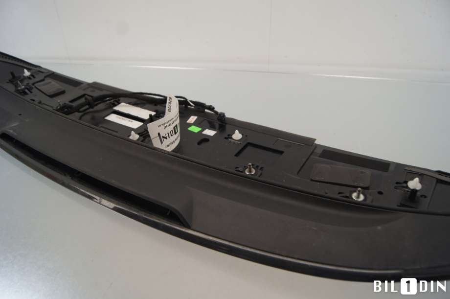 Spoiler bakluke til VW Golf VIII 2020-->> (VOLKSWAGEN|5H6827933G|)