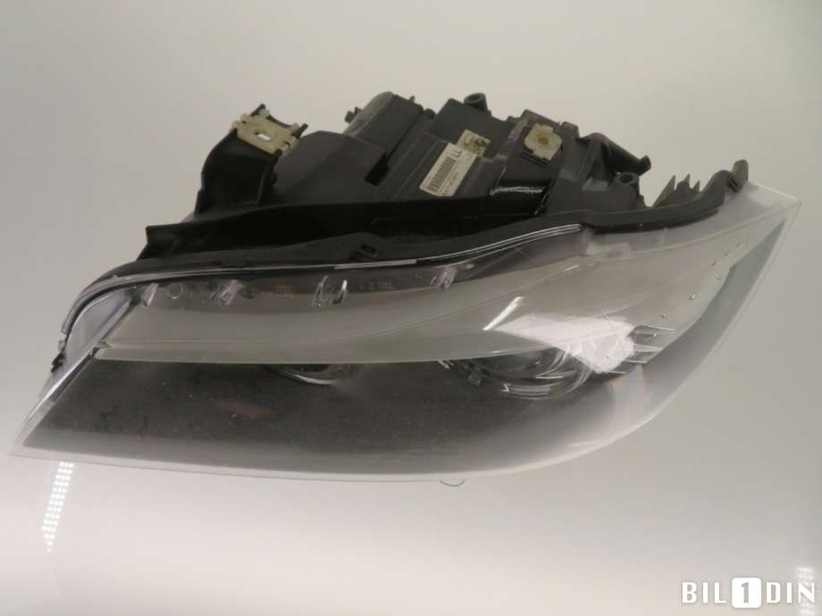 Frontlykt venstre xenon til BMW 3-Serie 2005-2011 (E90/E91/E92/E93) (E90/E91/E92/E93) (BMW|63117240247|)