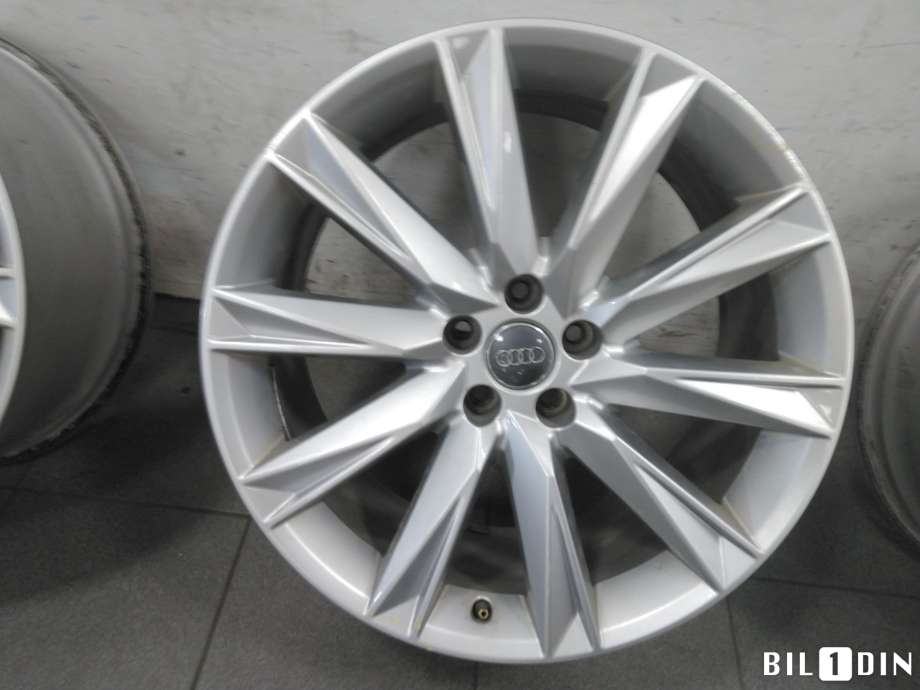 Felg aluminium til Audi e-tron 2018-->> (AUDI|4KE071490A|0 J X 20 H2. ET 38;9)