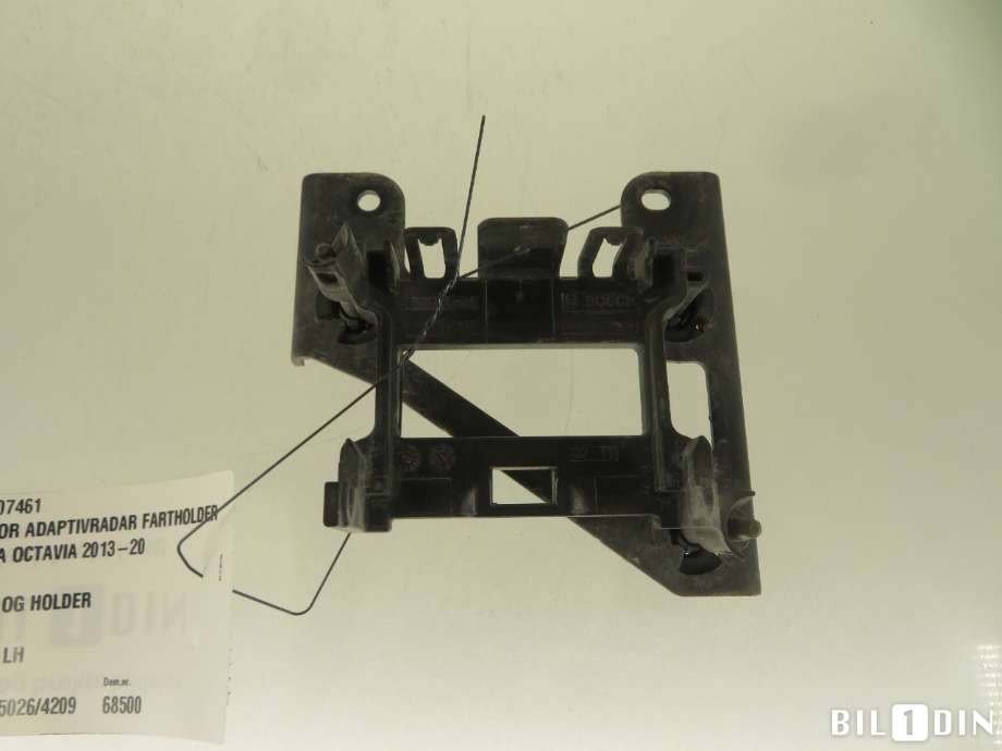Sensor radar til Škoda Octavia 2013-2016 (Type III, Fase 1) (SKODA|5Q0907461|)