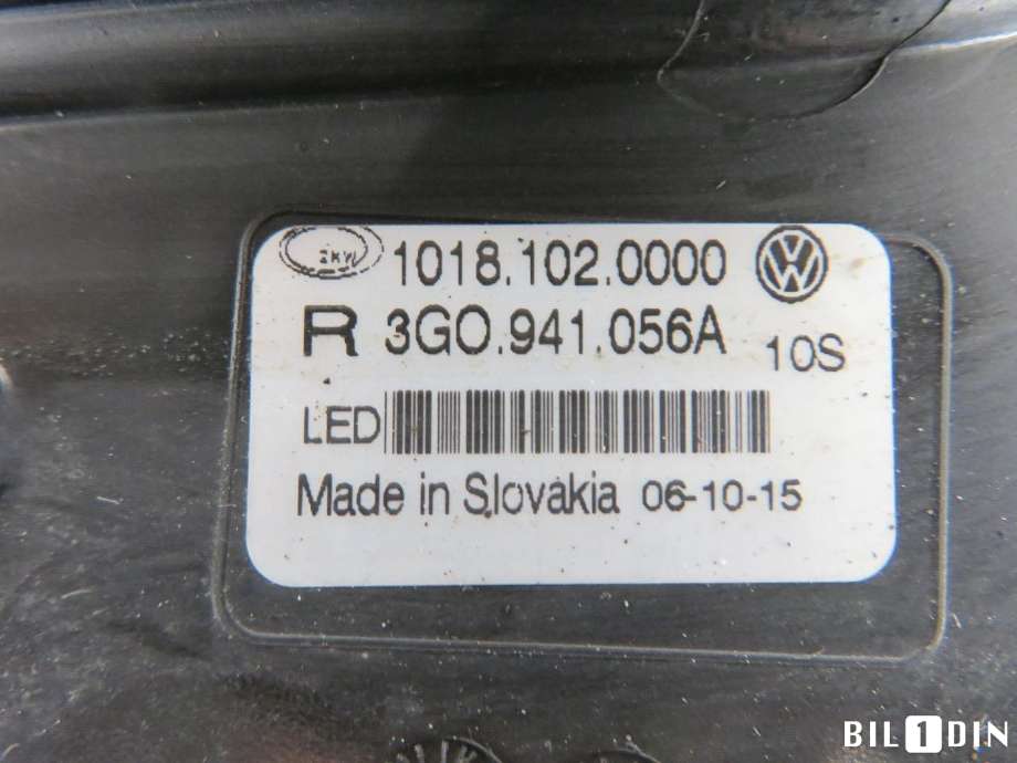 Tåkelykt høyre foran til VW Passat 2015-2019 (Fase 1) (B8) (B8) (VOLKSWAGEN|3G0941056A|)