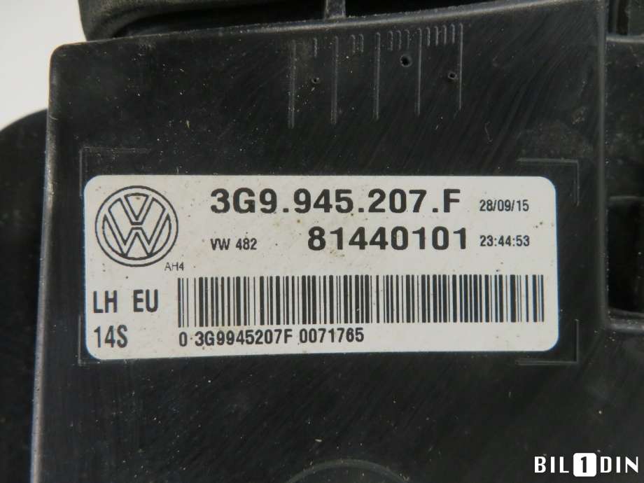 Baklykt venstre til VW Passat 2015-2019 (Fase 1) (B8) (B8) (VOLKSWAGEN|3G9945207J||3G9945207F)
