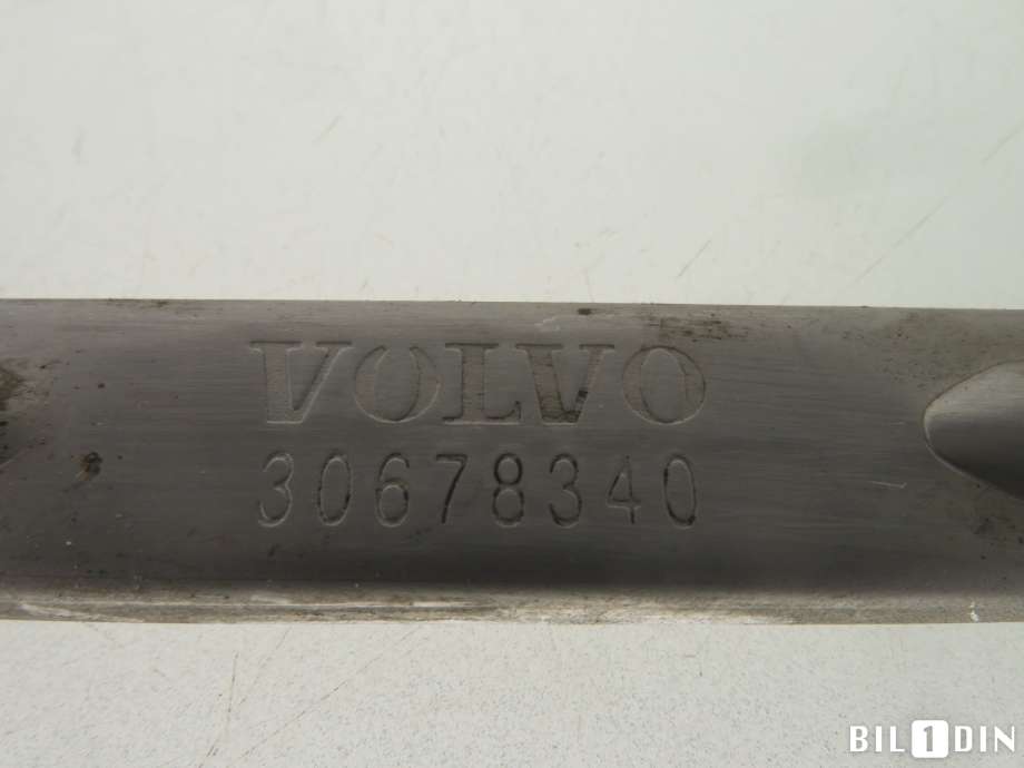 Frontlyktehus til Volvo XC70 2008-2013 (Type II, Fase 1)  (VOLVO|3067834|)