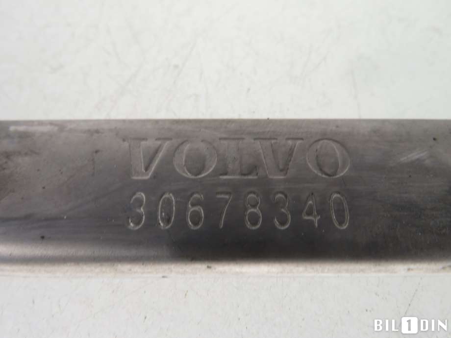 Frontlyktehus til Volvo XC70 2008-2013 (Type II, Fase 1) (VOLVO|3067834|)