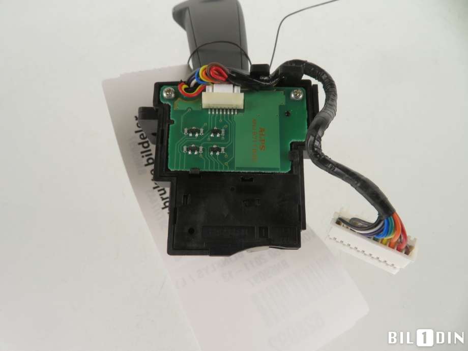 Bryter blink til Volvo V60 2010-2013 (Type I, Fase 1)  (VOLVO|31327904|)