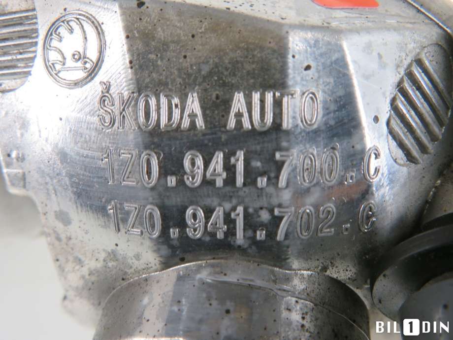 Tåkelykt høyre foran til Škoda Octavia 2009-2013 (Type II, Fase 2)  (SKODA|1Z0941702C|)