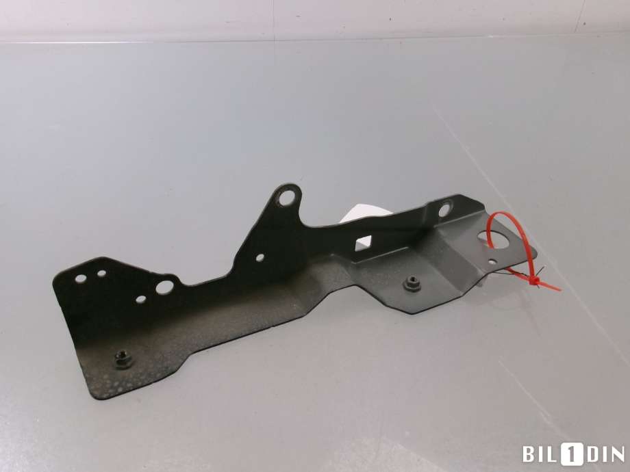Diverse deler til Volvo XC40 2018-2024  (VOLVO|32277539||32277537)