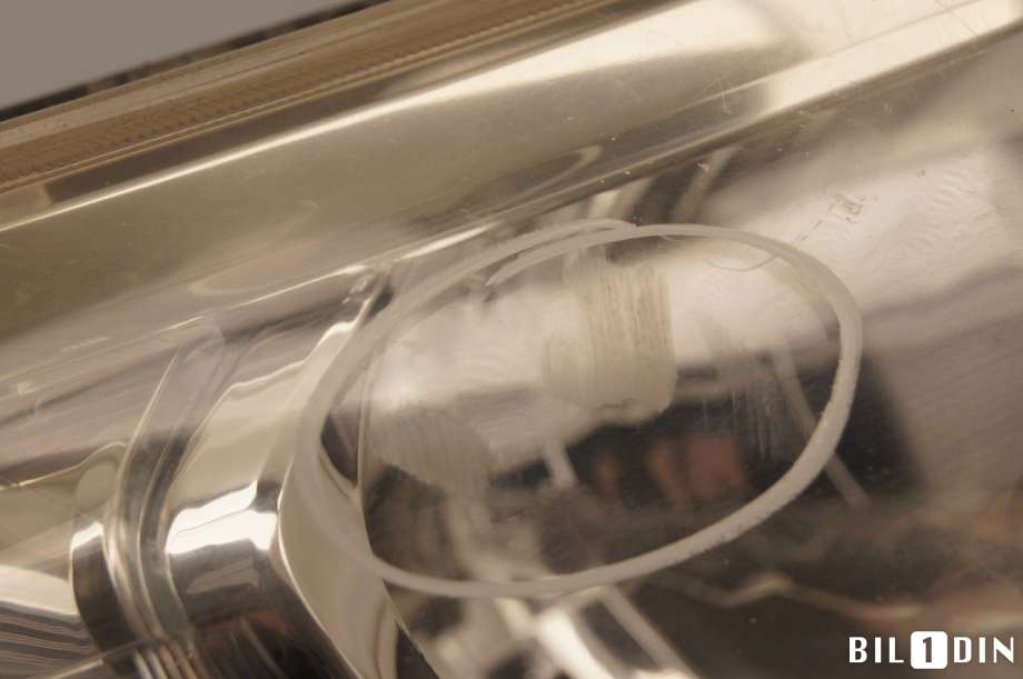 Frontlykt høyre halogen til Toyota Hilux 2012-2016  (TOYOTA|811100K440|)