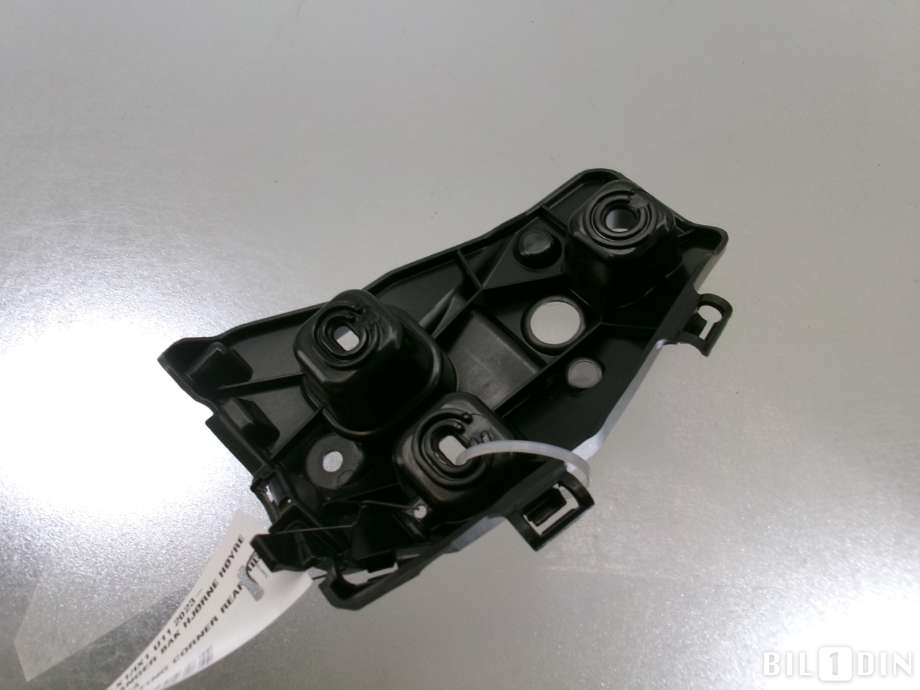 Støtfangerving høyre bak til BMW X1 2022-->> (U11) (U11) (BMW|51129883542|)