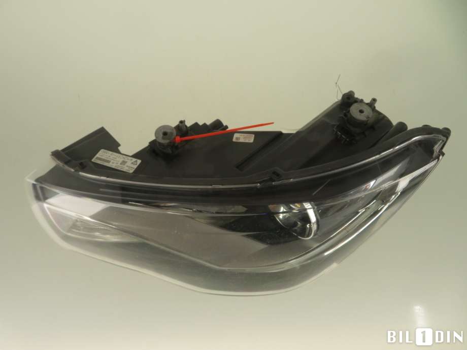 Frontlykt venstre xenon til Audi A1 2010-2014 (Type I, Fase 1)  (AUDI|8X0941043|)
