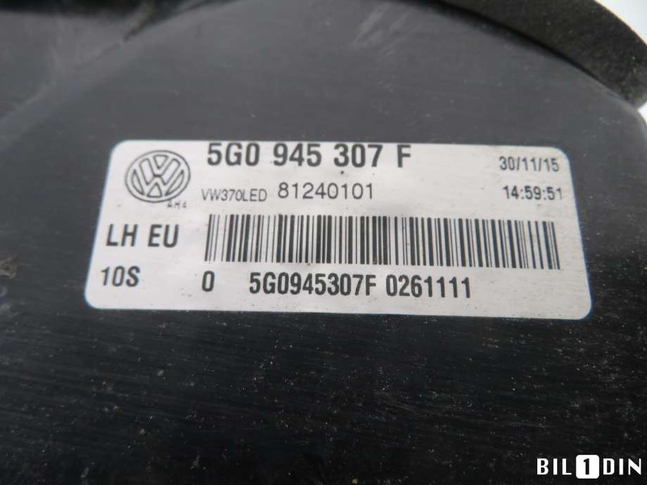 Baklykt venstre indre til VW e-Golf 2014-2017 (Fase 1)  (VOLKSWAGEN|5G0945307F|)