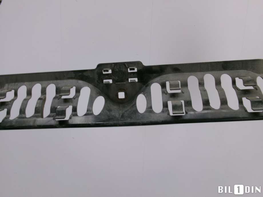 Diverse deler til BMW 5-Serie 2010-2017 (F10/F11) (F10/F11) (BMW|51127201215|)
