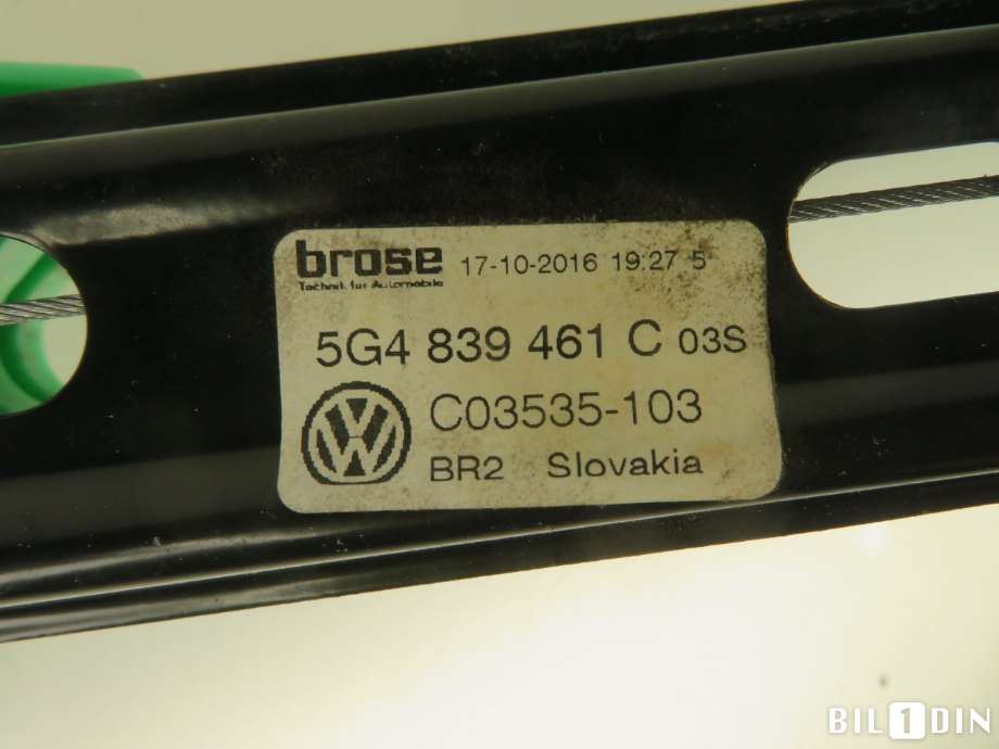 Ruteheis til VW Golf VII 2012-2017 (Fase 1) (VOLKSWAGEN|5G4839461C|)