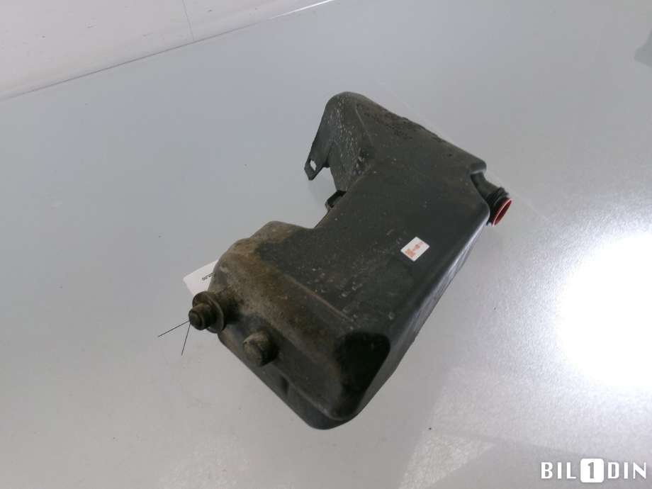 Spylertank til Mercedes C-Klasse 2014-2018 (Fase 1) (W205) (W205) (MERCEDES|A2058690220||A20586060)