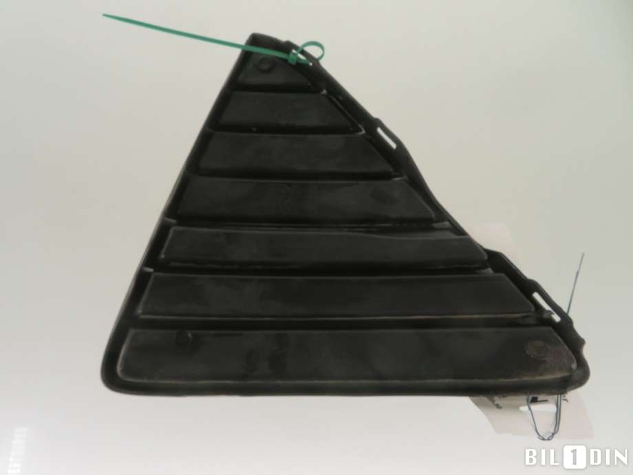Grill høyre til Ford Focus 2011-2014 (Type III, Fase 1)  (FORD|1718736|)