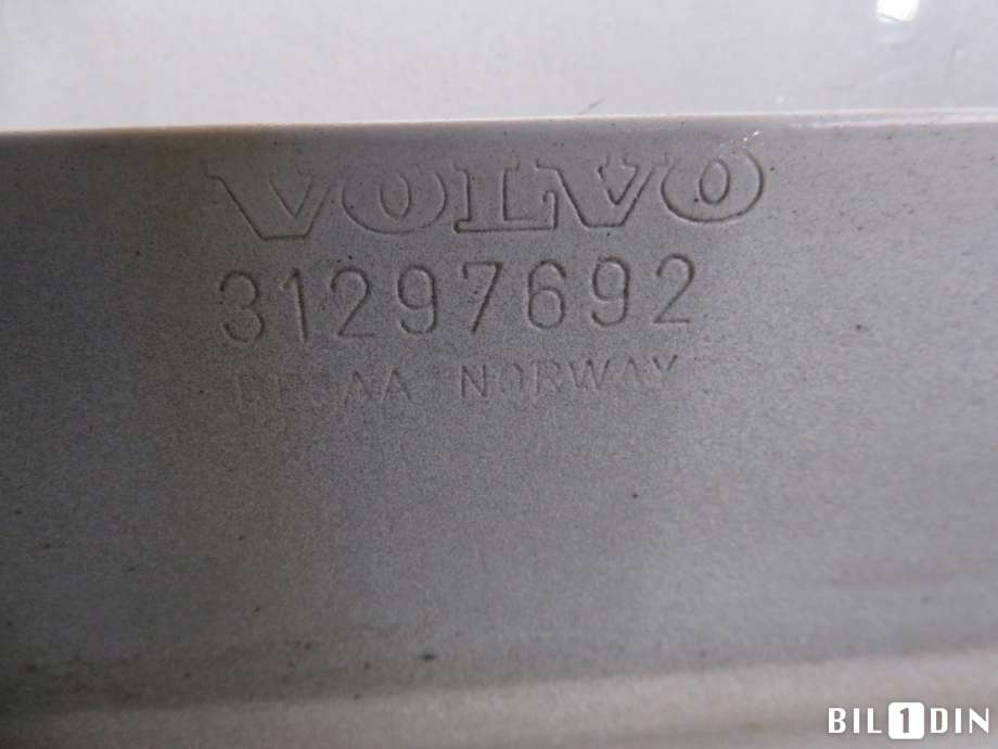Støtfangerforsterkning foran til Volvo XC60 2008-2013 (Type I, Fase 1)  (VOLVO|31420309|)