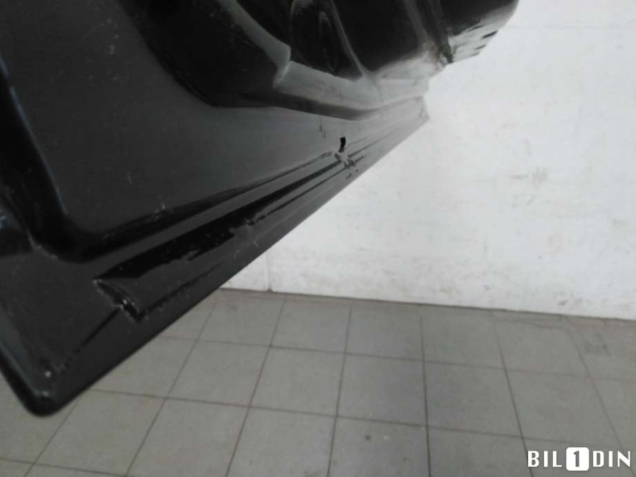 Dør venstre foran til Ford Focus 2011-2014 (Type III, Fase 1)  (FORD|PBM51A20125BF|2147846|)