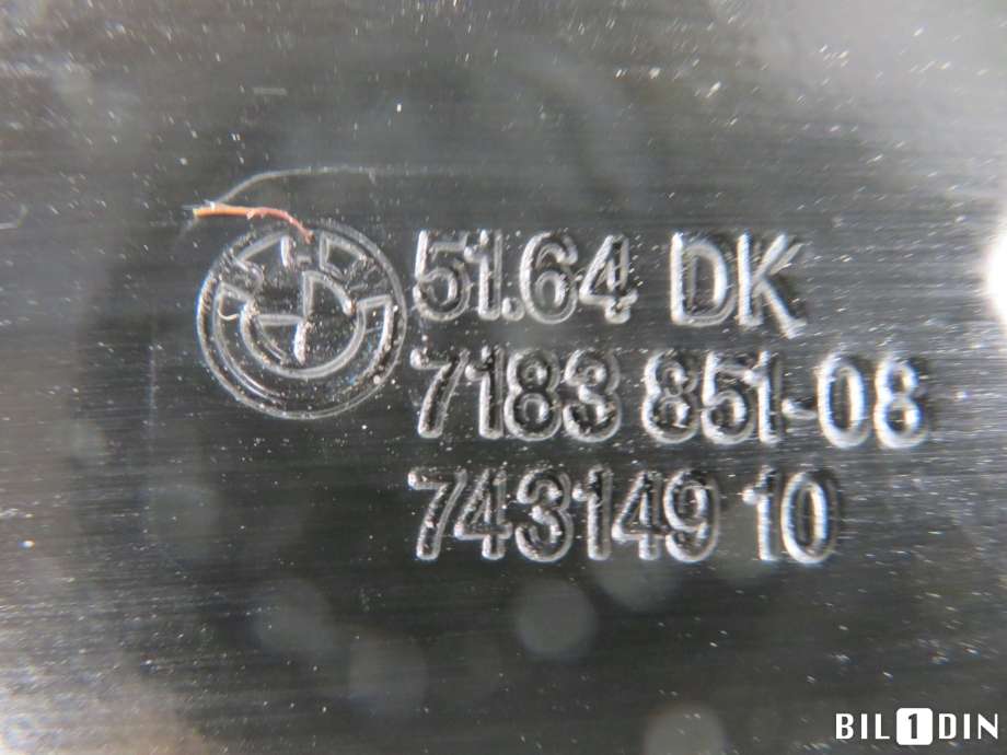 Frontplate øvre til BMW 7-Serie 2009-2015 (F01/F02/F03/F04) (F01/F02/F03/F04) (BMW|51647183851|)