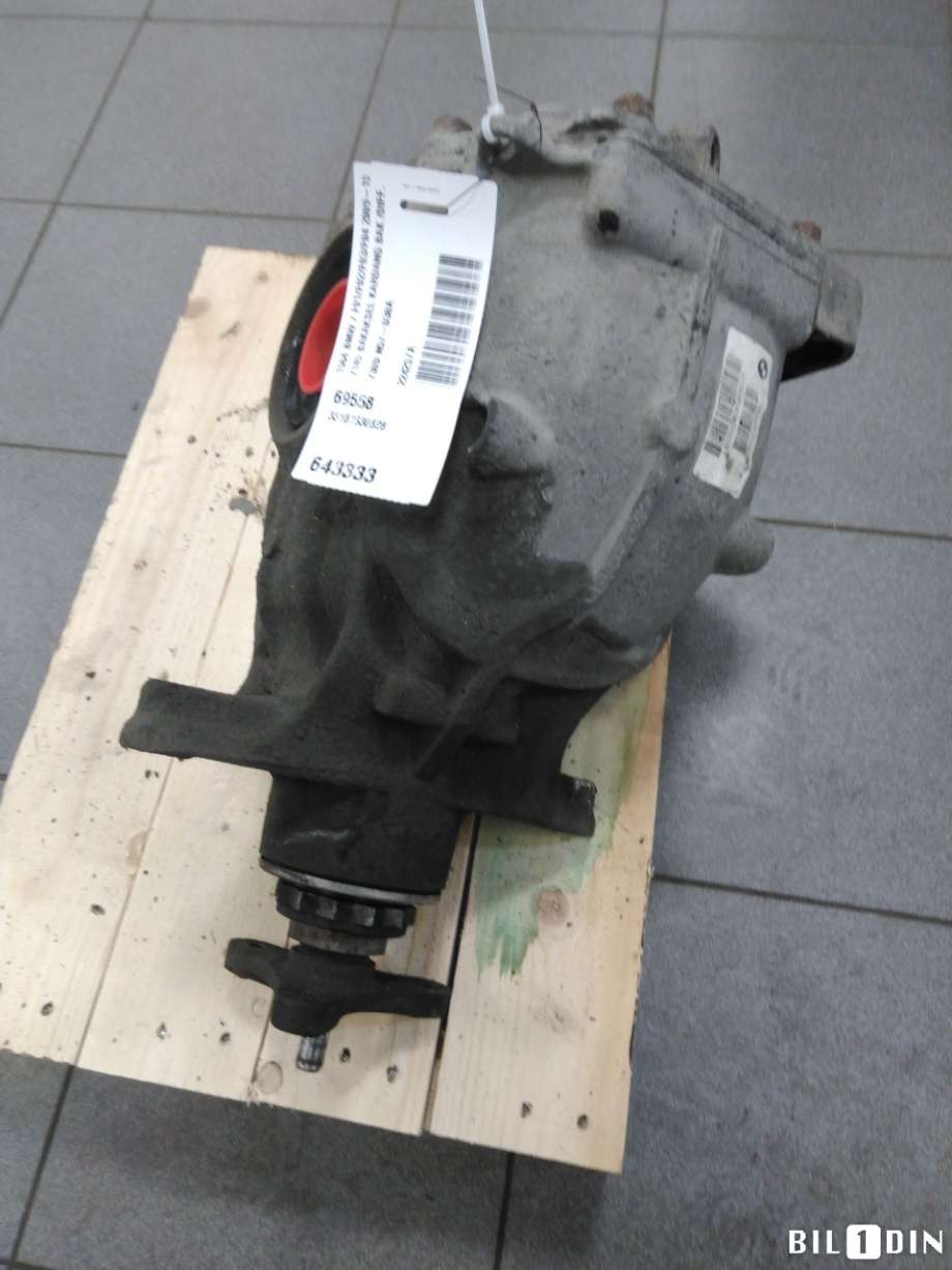 Kardang klokke bak til BMW 7-Serie 2009-2015 (F01/F02/F03/F04) (F01/F02/F03/F04) (BMW|33107630828|)