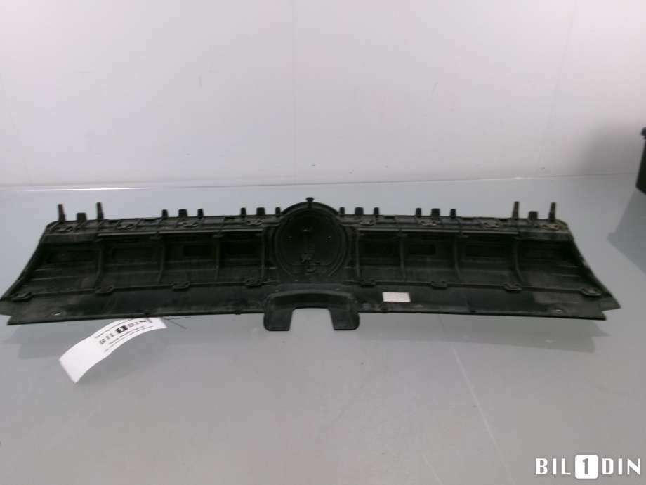 Grill til VW e-Golf 2014-2017 (Fase 1)  (VOLKSWAGEN|5GE853651|)