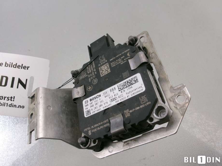 Sensor radar til Audi A4 2020-->> (Type V, Fase 2) (B9) (B9) (AUDI|8W0907561H|)