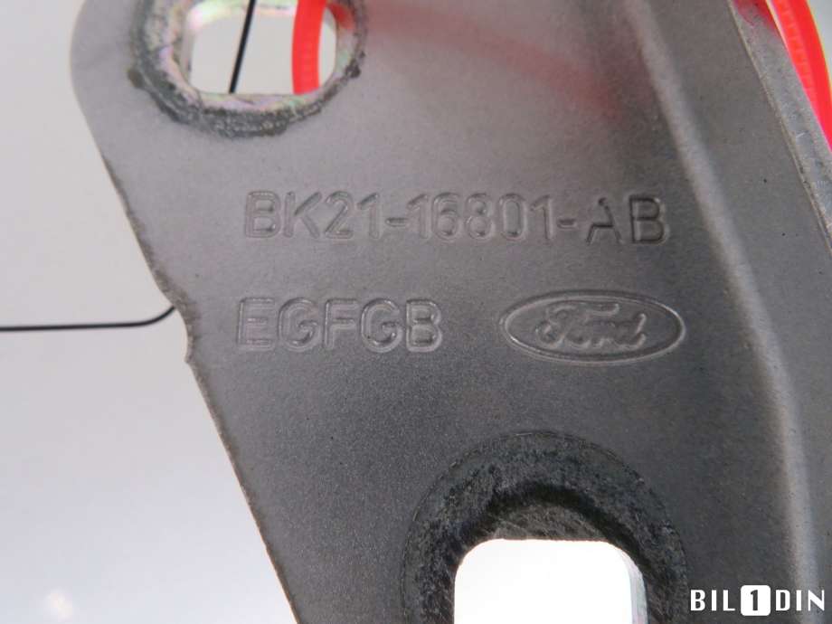 Panserhengsler til Ford Transit Custom 2013-2023 (Type I)  (FORD|2421364|KK3116801AB|)