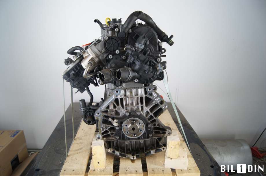 Motor bensin til Škoda Fabia 2014-2021 (Type III)  (SKODA|04C100098GX|04C100032JX|)
