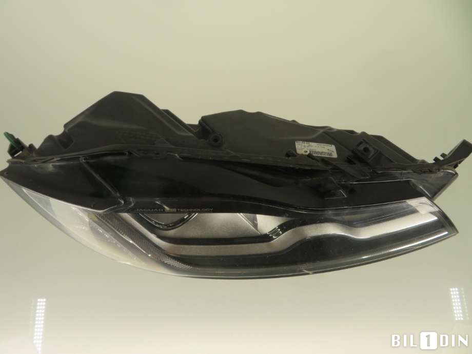 Frontlykt høyre halogen til Jaguar XF 2015-->> (X260) (X260) (JAGUAR|T2H24587|GX6313W029LH|)