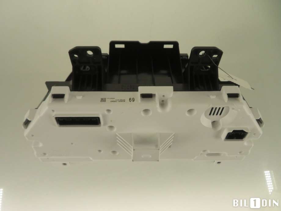 Instrumentpanel til Lexus UX 2018-->> (LEXUS|8380076G50|)