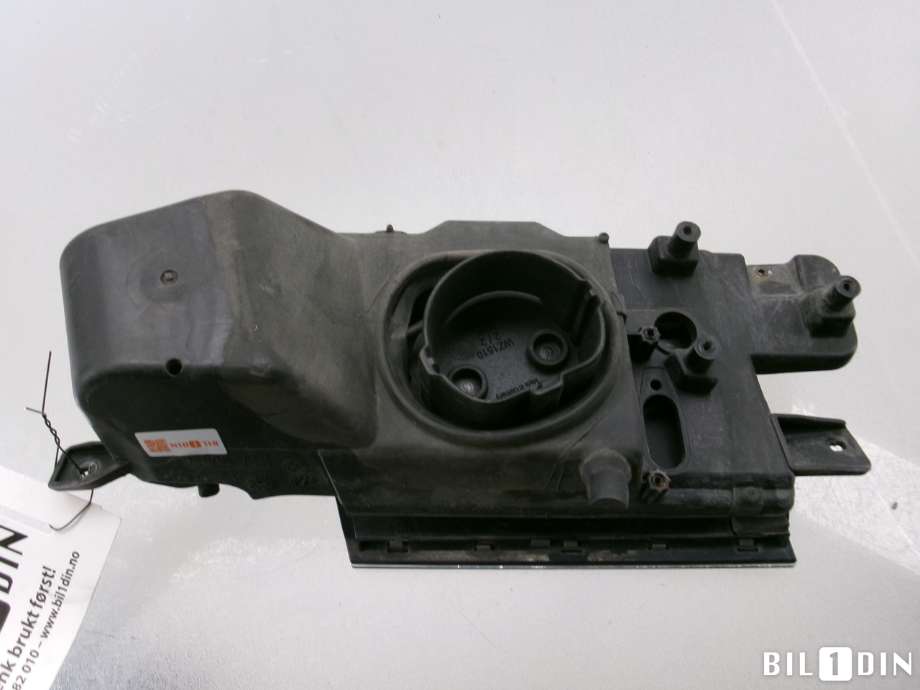 Batterilader inntak/luke til VW Passat 2015-2019 (Fase 1) (B8) (B8) (VOLKSWAGEN|3G0853396|)