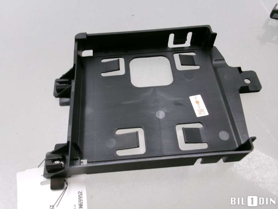 Diverse deler til Audi A4 2020-->> (Type V, Fase 2) (B9) (B9) (AUDI|8W0907239E|)