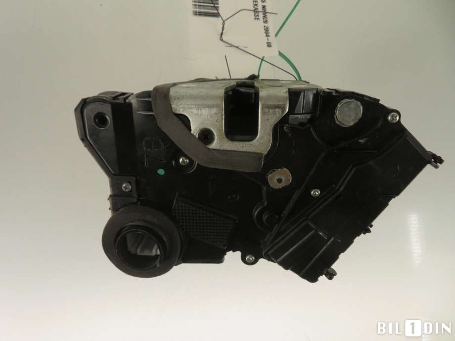 Låsekasse høyre foran til Toyota Prius 2004-2009 (Type II) (COMBI) (COMBI) (TOYOTA|6903047081|6903047080|)